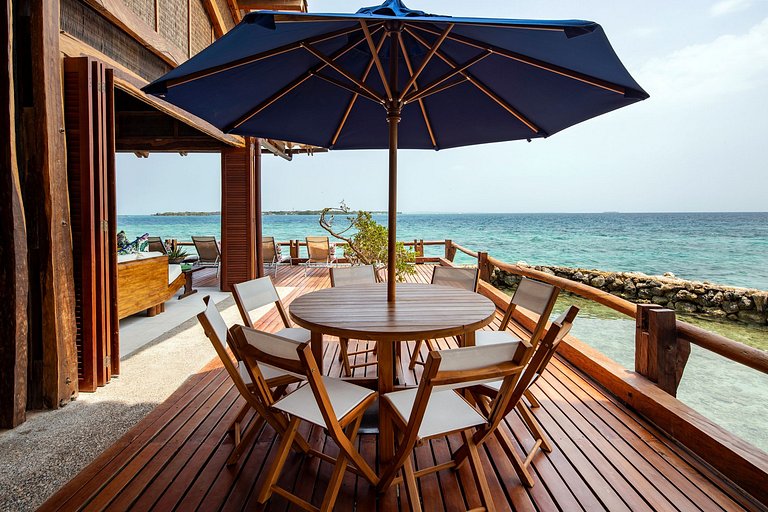 Car007 - Majestic villa in the amazing Islas del Rosario