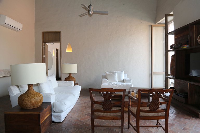 Car008 - Luxury classic style villa in Cartagena