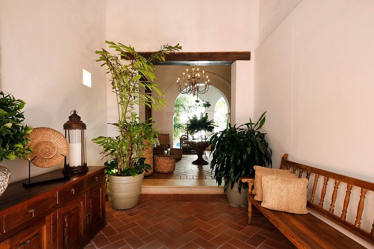 Car024 - Luxuosa villa de 6 quartos com piscina em Cartagena