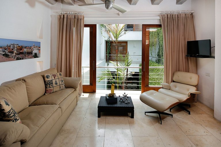Car010 - House with pool in the Center of Cartagena