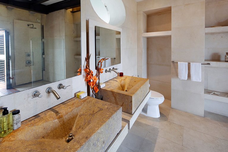 Car010 - Villa avec piscine dans le centre de Carthagène