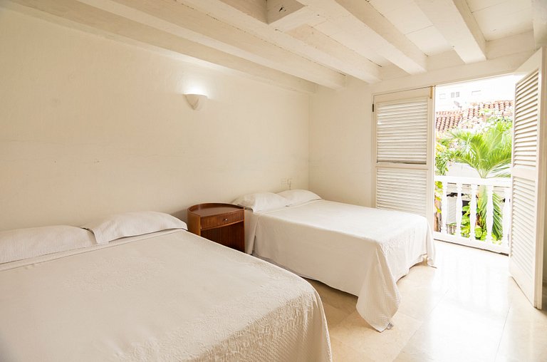 Car061 - Linda villa clássica modernizada em Cartagena