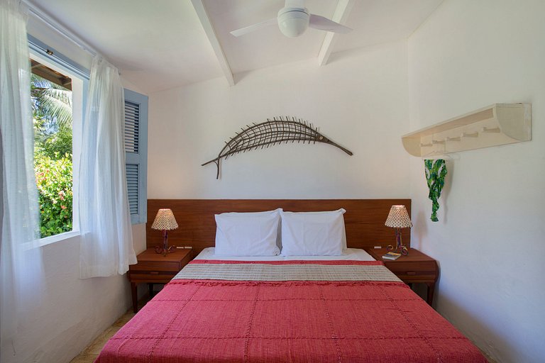 Cea001 - Villa frente al mar con piscina & jardín