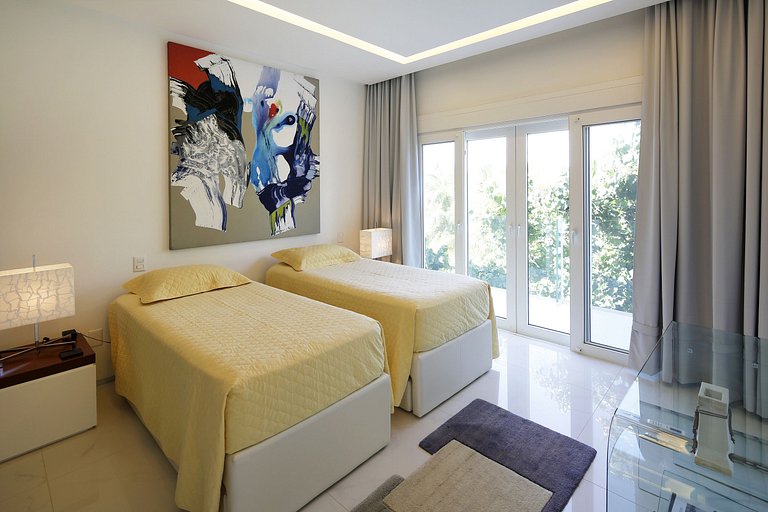 Bah450 - Luxuosa mansão próxima a praia em Camaçari