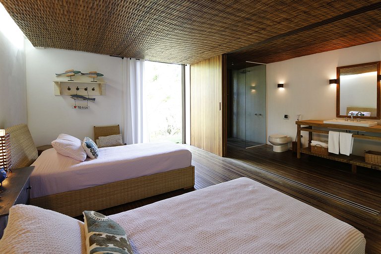 Bah157 - 4 bedroom villa with pool in Itacare