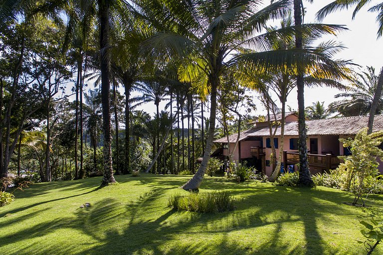 Bah165 - Casa de praia com 6 quartos em Itacaré