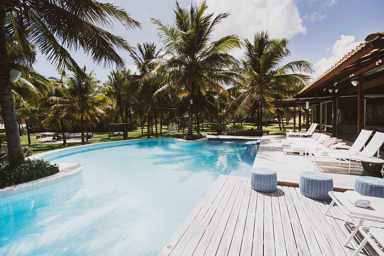 Cea020 - Beachfront Estate with Pool in Icaraizinho de Amont