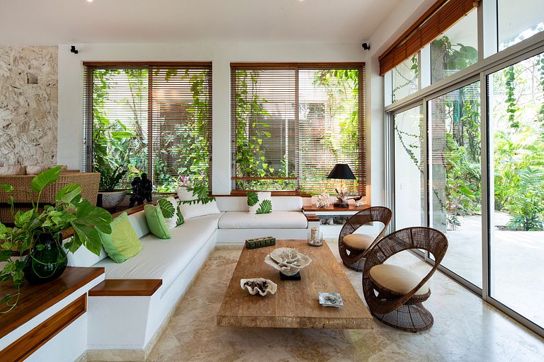 Car029 - Beautiful villa with sea front pool in Cartagena