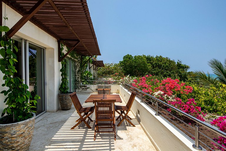 Car029 - Villa with oceanfront pool in Barú