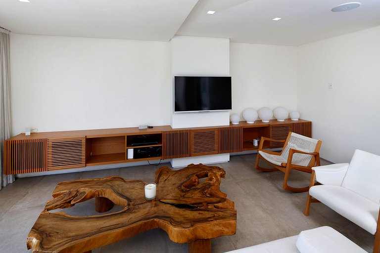 Rio099 - Linda cobertura de 3 quartos em Ipanema