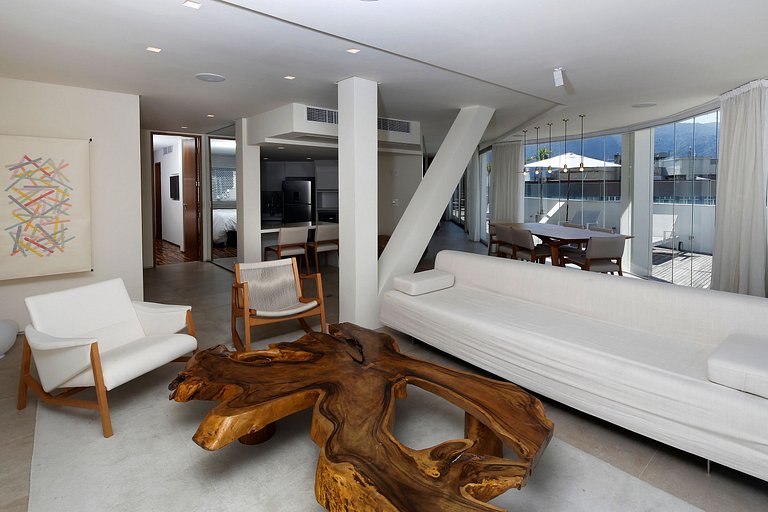 Rio099 - Splendid 3 bedroom penthouse in Ipanema