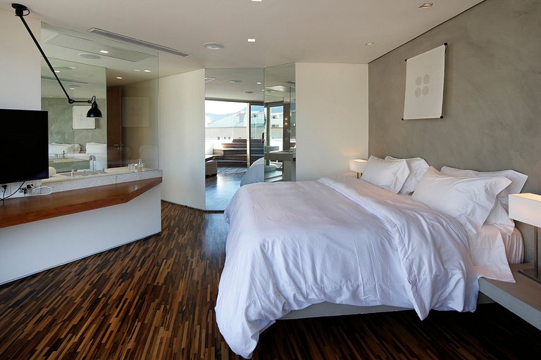 Rio099 - Linda cobertura de 3 quartos em Ipanema