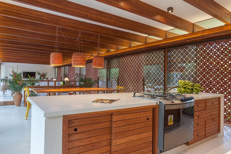 Bah029 - Modern and spacious villa near the Quadrado
