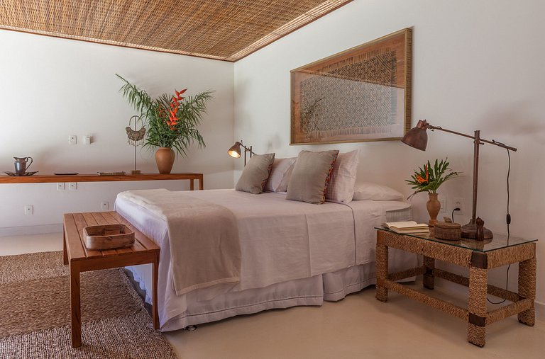 Bah029 - Modern and spacious villa near the Quadrado