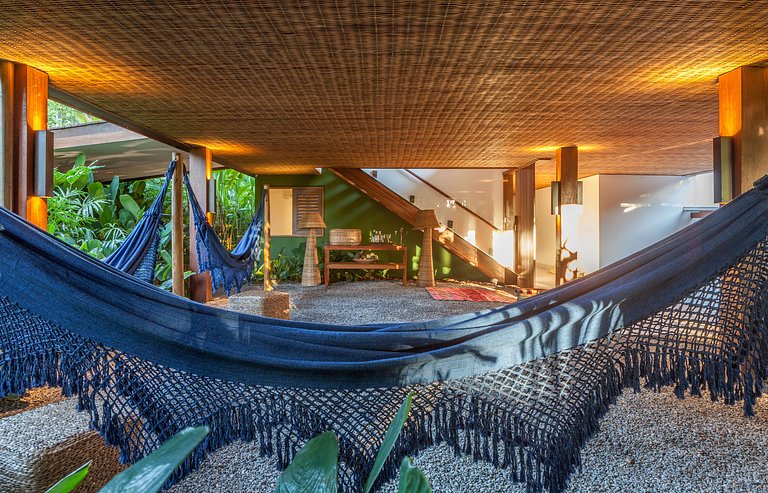 Bah029 - Modern and spacious villa near the Quadrado
