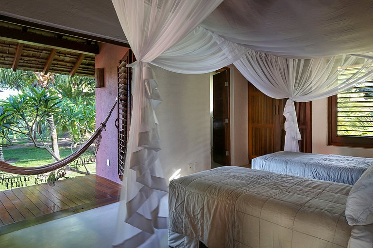 Mansion, vacation, 6 suites, golf, sea, nature, Trancoso, Ba