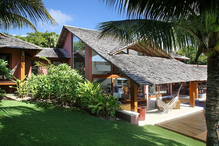 Mansion, vacation, 6 suites, golf, sea, nature, Trancoso, Ba