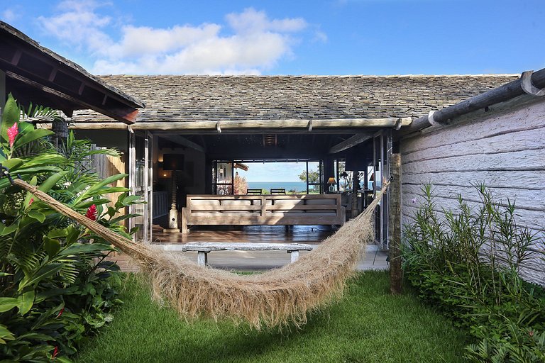 Bah027 - Design unique, piscine et vue sur la mer