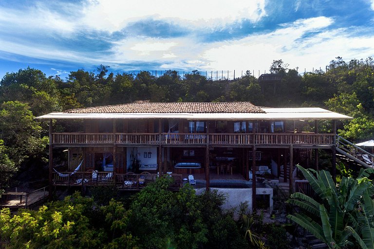 Bah141 - Linda casa na Praia dos Nativos