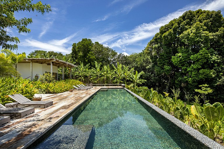 Bah028 - Fantástica casa com 5 suítes em Altos de Trancoso