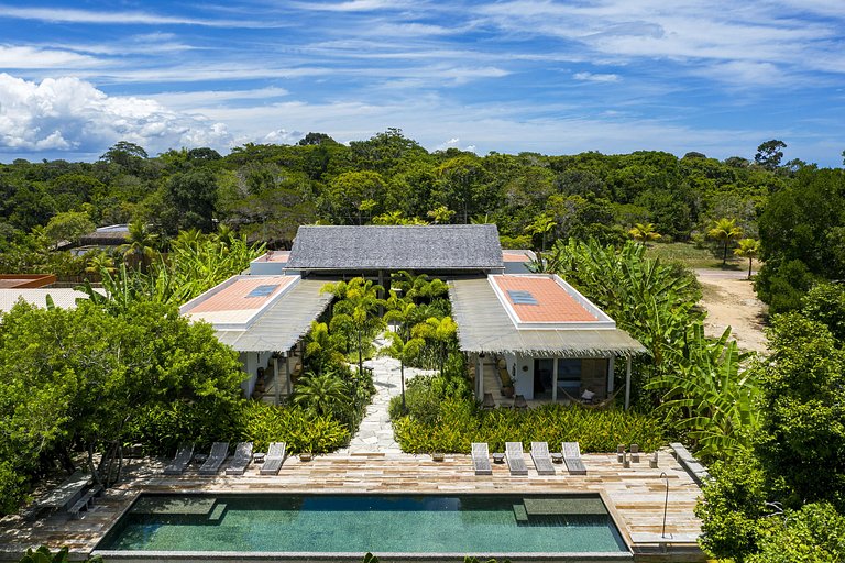 Bah028 - Fantástica casa com 5 suítes em Altos de Trancoso