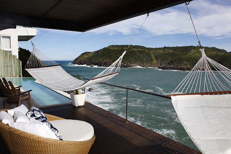 Buz003 - Casa con piscina y vistas al mar en Búzios