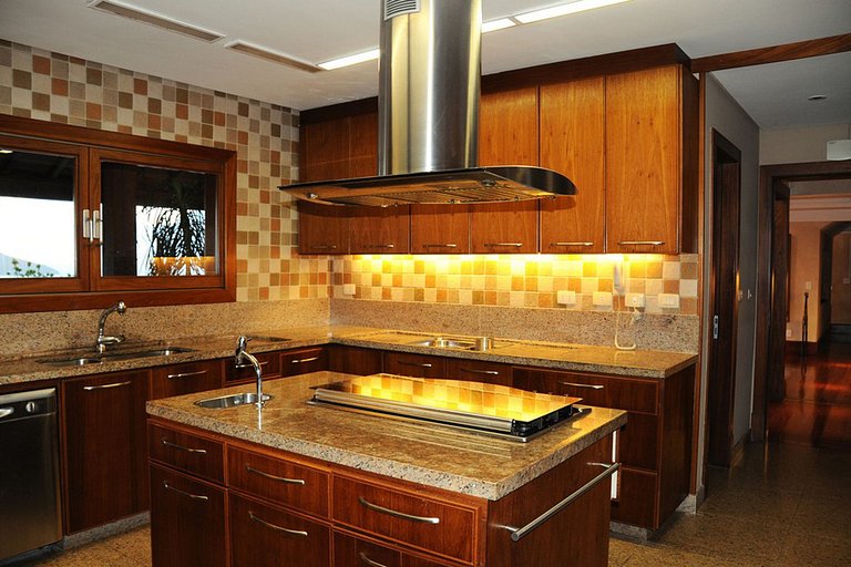 Casa de lujo en Buzios, Playa Bones, con vista al mar, Mansi