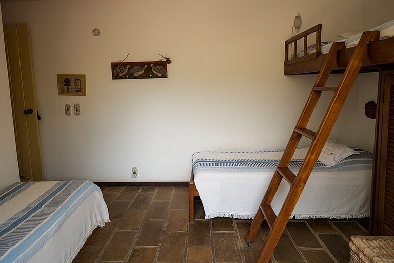 Buz041 - Linda casa con 7 cuartos y piscina en Búzios