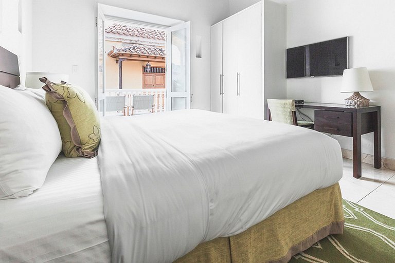 Car036 - Beautiful luxury villa with pool in Cartagena