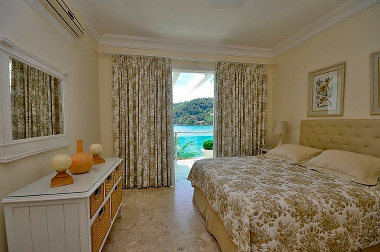 Ang046 - Magnifique villa en bord de mer à Angra dos Reis