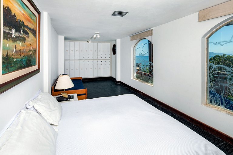 Ang060 - Villa frente al mar con 8 suites en Angra dos Reis