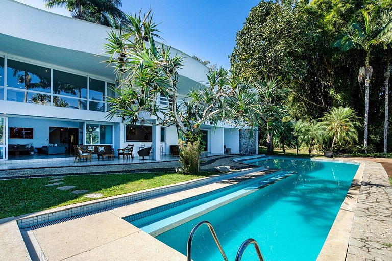 House, Angra dos Reis, 6 suites.
