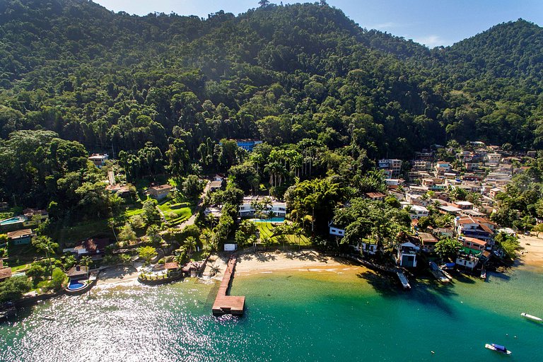 Maison, Angra dos Reis, sur le front de mer, 6 suites