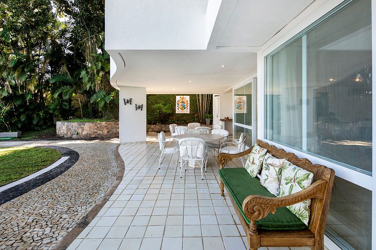House, Angra dos Reis, 6 suites.