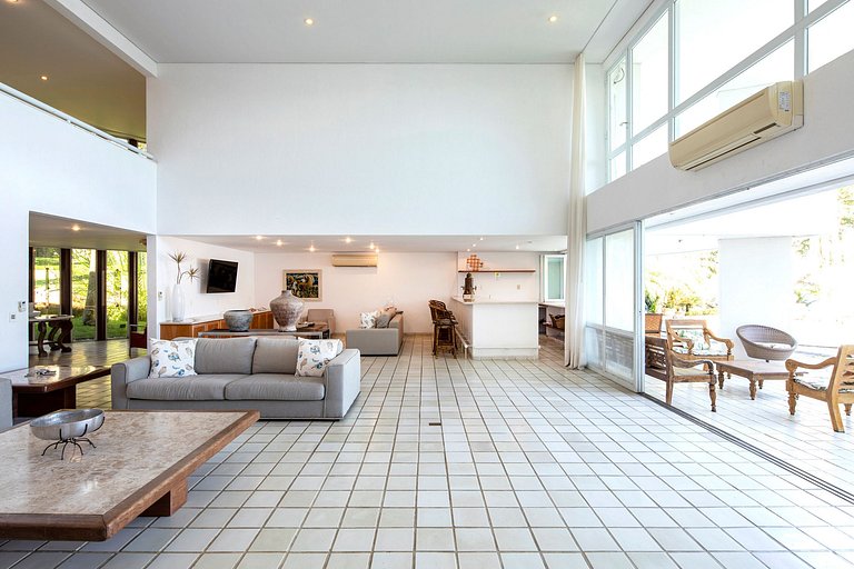 House, Angra dos Reis, 6 suites.