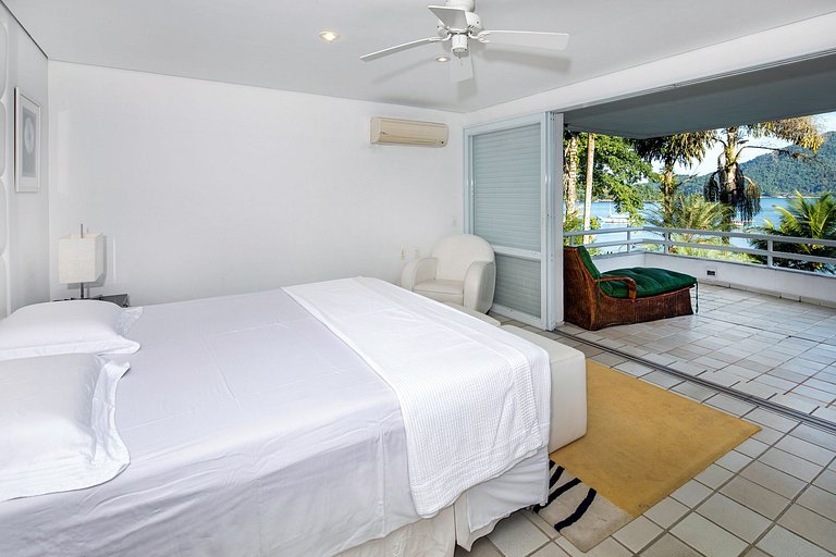 House, Angra dos Reis, 6 suites.