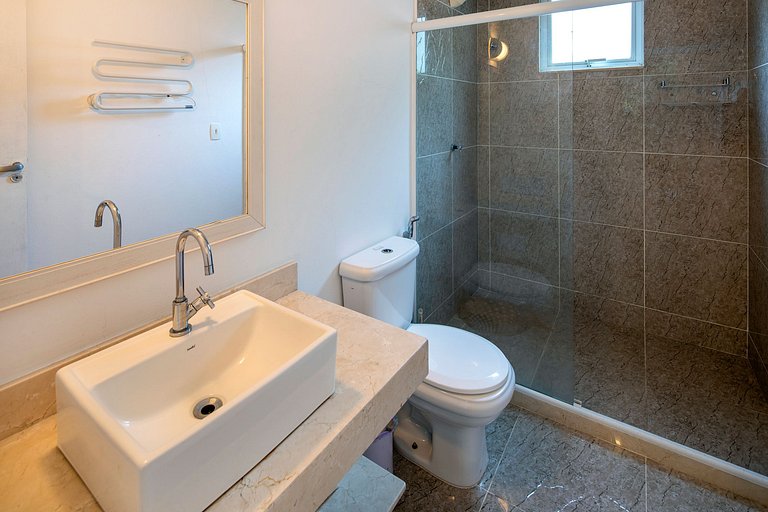 House, Angra dos Reis, 6 suites.