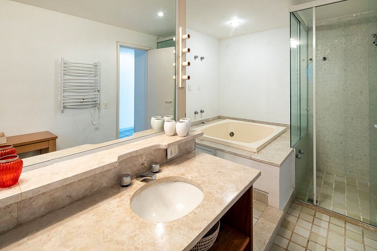 House, Angra dos Reis, 6 suites.