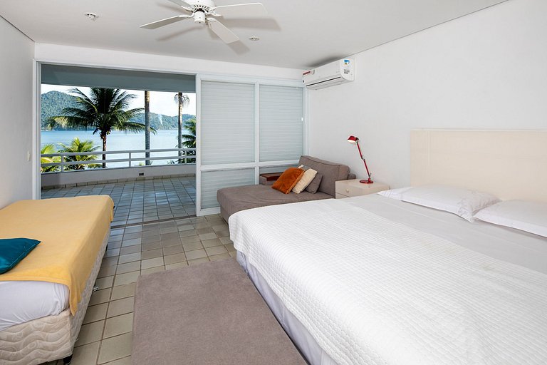 House, Angra dos Reis, 6 suites.