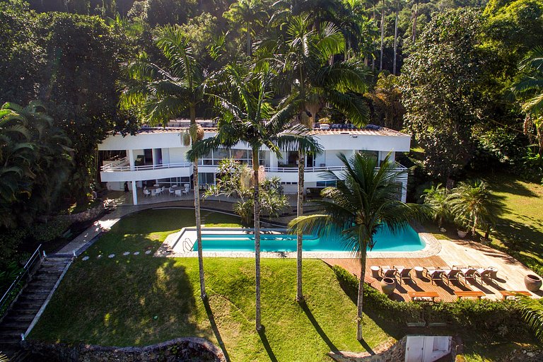 House, Angra dos Reis, 6 suites.