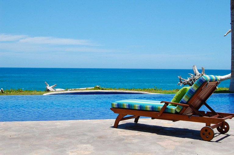 Cab025 - Splendid luxury sea front villa in Los Cabos