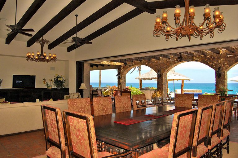 Cab025 - Splendid luxury sea front villa in Los Cabos