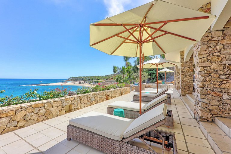 Cab026 - 5 bedroom villa with private beach in Los Cabos