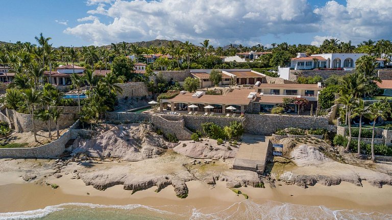 Cab026 - 5 bedroom villa with private beach in Los Cabos