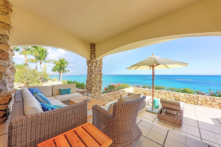 Cab026 - 5 bedroom villa with private beach in Los Cabos