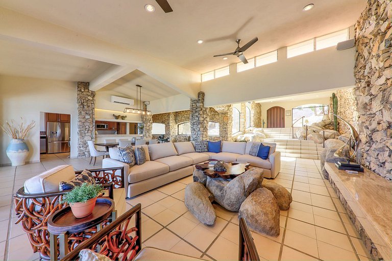 Cab026 - Villa de 5 chambres avec plage privée à Los Cabos