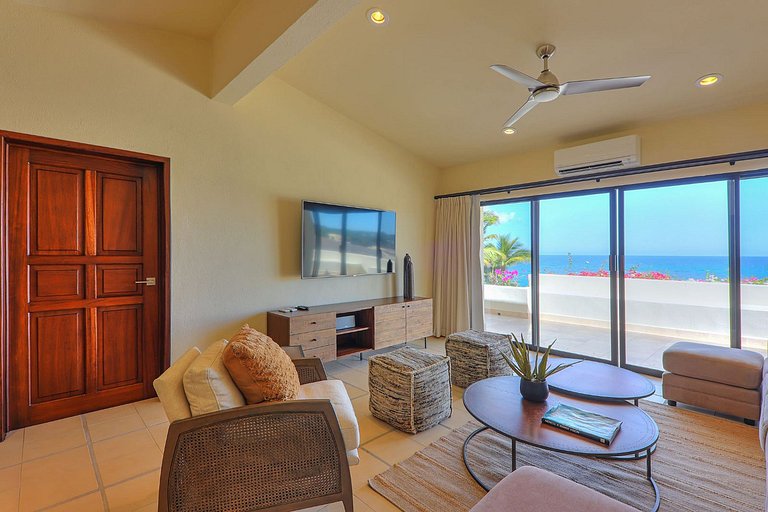 Cab026 - 5 bedroom villa with private beach in Los Cabos