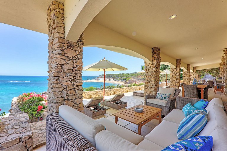Cab026 - Villa de 5 cuartos con playa privada en Los Cabos