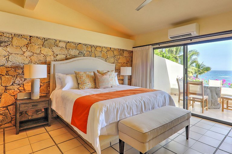Cab026 - 5 bedroom villa with private beach in Los Cabos