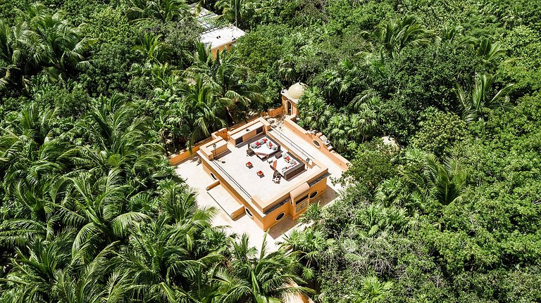 Tul017 - Incredible 9 suite villa in Tulum